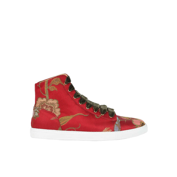 Load image into Gallery viewer, Sneakers In Birds Red Background Lampas Brocade
