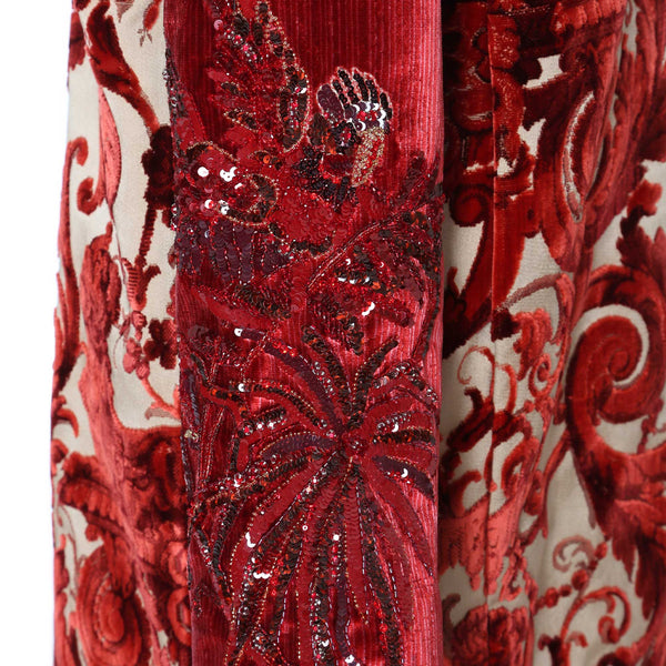 Load image into Gallery viewer, Oversized Coat In Bordeaux Grottesche Velvet With Embroidered Sleeves
